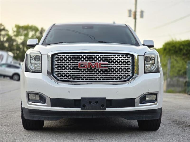 GMC Yukon XL Denali 2WD 2016