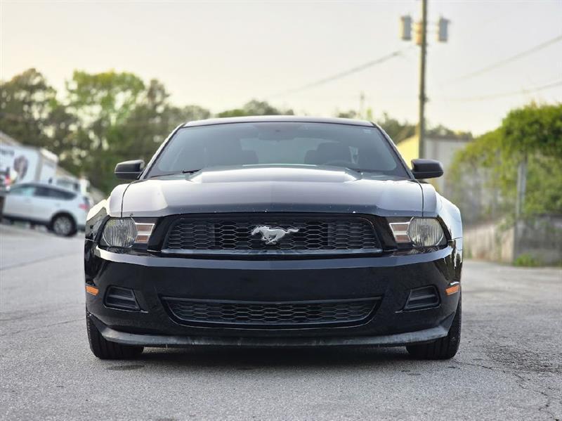 Ford Mustang V6 Coupe 2012