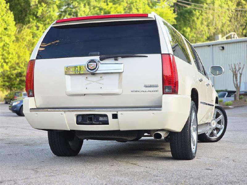 Cadillac Escalade ESV 2WD Luxury 2013