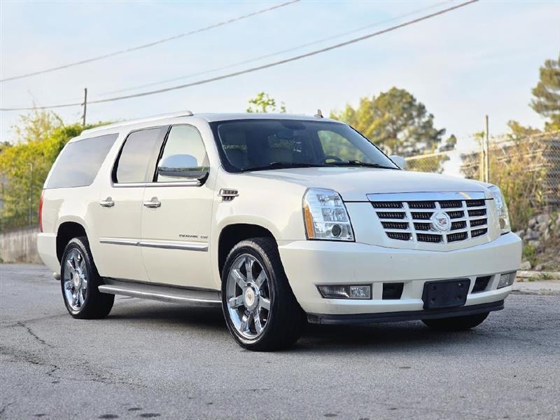 Cadillac Escalade ESV 2WD Luxury 2013