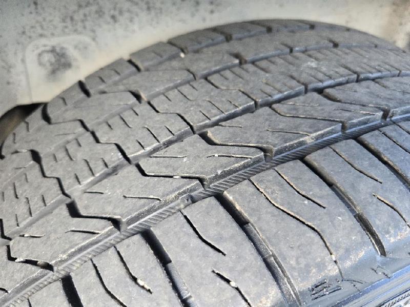 Cadillac Escalade ESV 2WD Luxury 2013