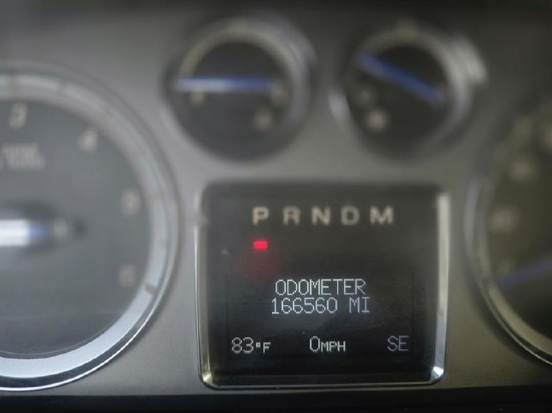 Cadillac Escalade ESV 2WD Luxury 2013