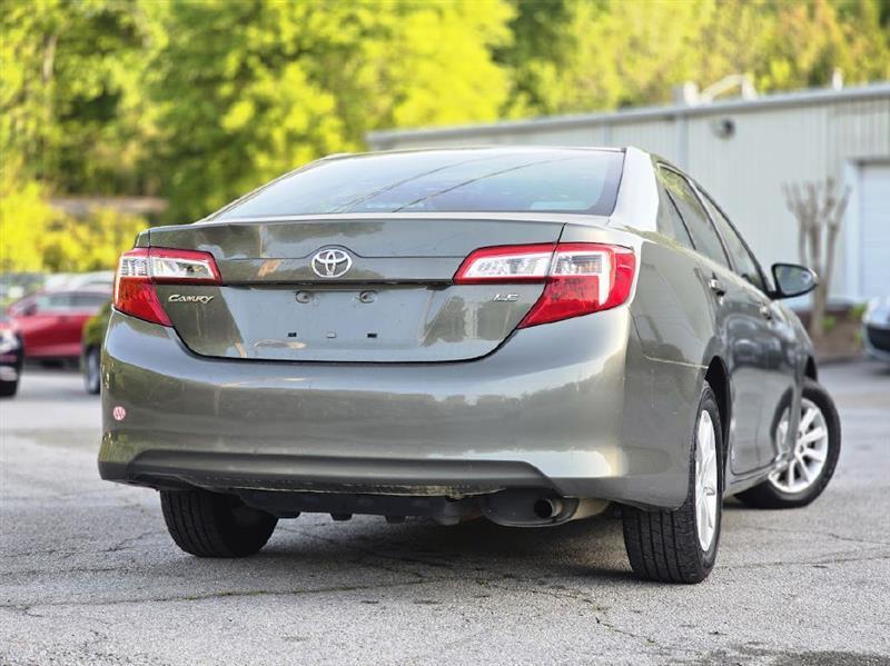 Toyota Camry L 2012