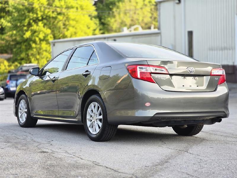 Toyota Camry L 2012