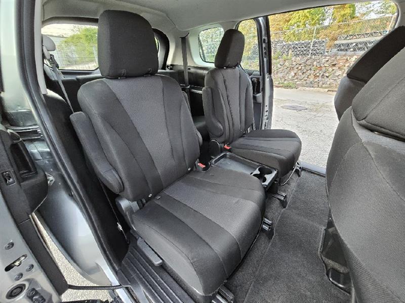 Mazda MAZDA5 Sport AT 2014