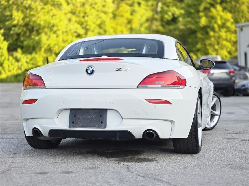 BMW Z4 sDrive35is 2011