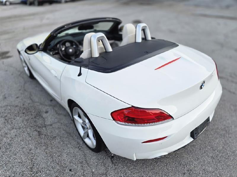 BMW Z4 sDrive35is 2011