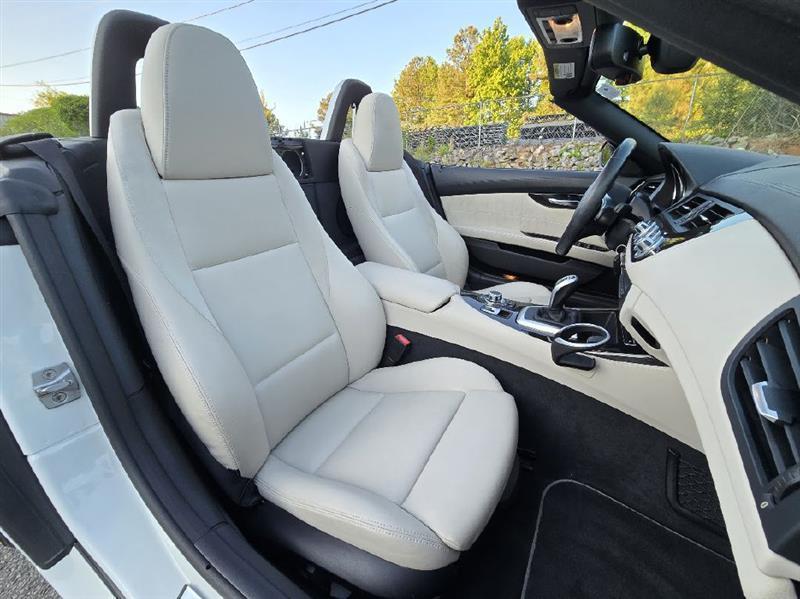 BMW Z4 sDrive35is 2011