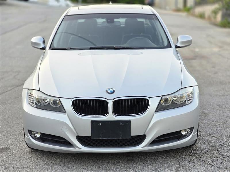 BMW 3-Series 328i 2009
