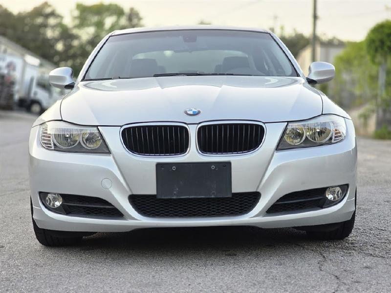 BMW 3-Series 328i 2009