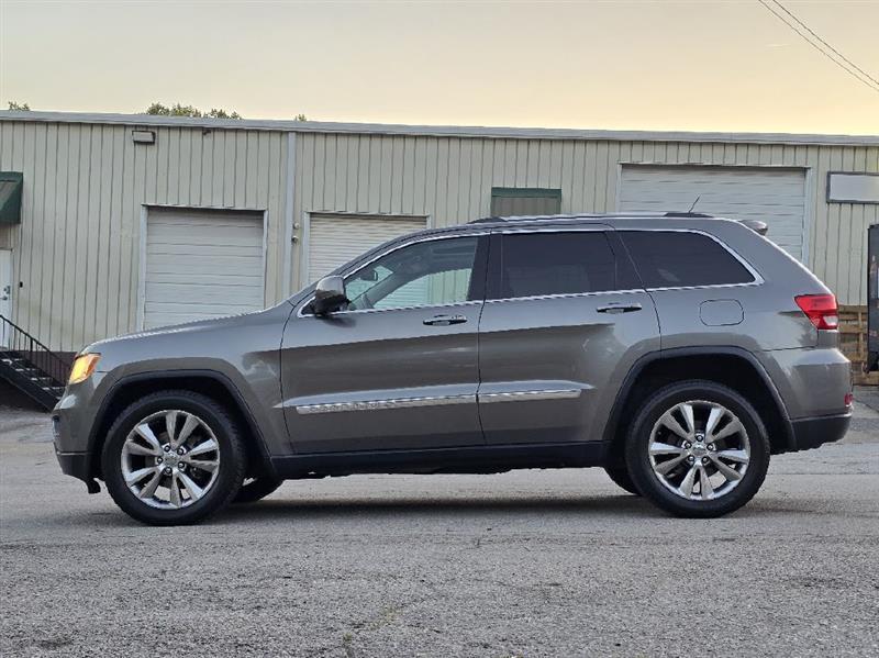 Jeep Grand Cherokee Laredo 4WD 2013