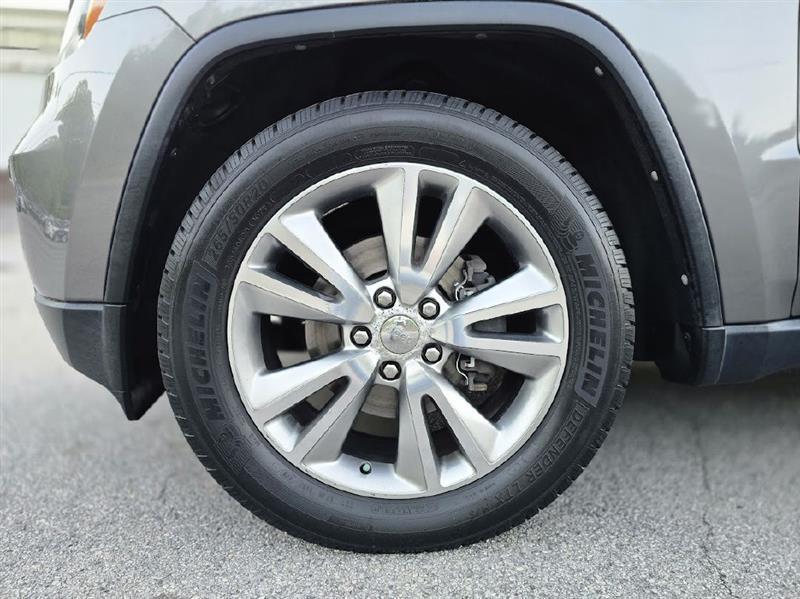 Jeep Grand Cherokee Laredo 4WD 2013