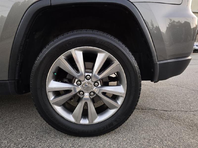 Jeep Grand Cherokee Laredo 4WD 2013