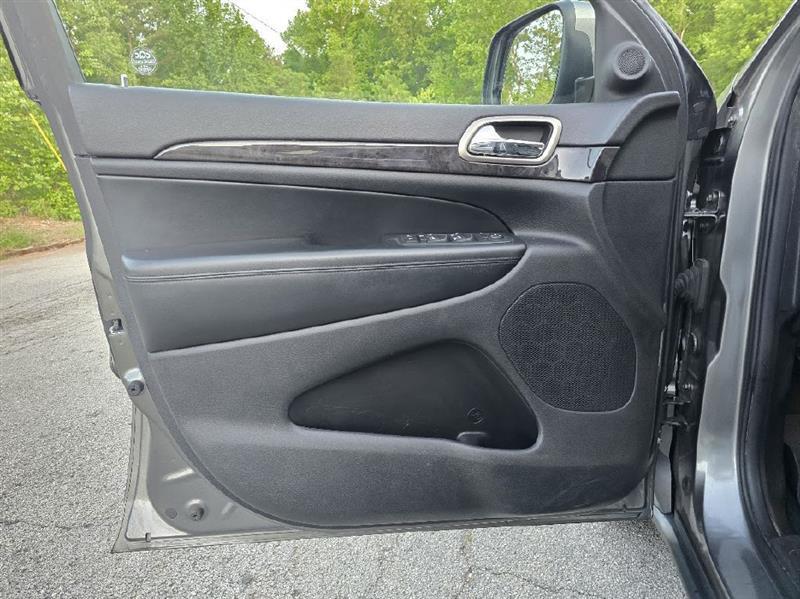 Jeep Grand Cherokee Laredo 4WD 2013