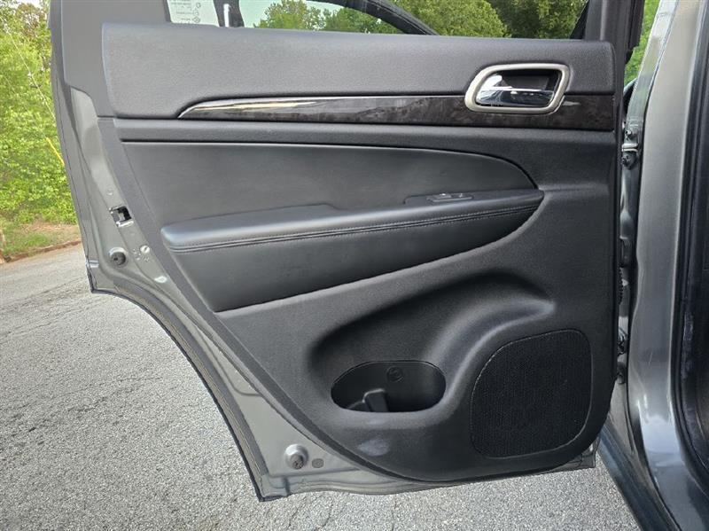 Jeep Grand Cherokee Laredo 4WD 2013