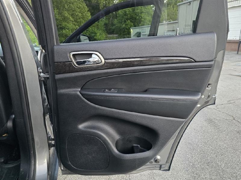 Jeep Grand Cherokee Laredo 4WD 2013