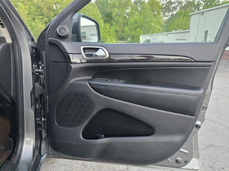 Jeep Grand Cherokee Laredo 4WD 2013