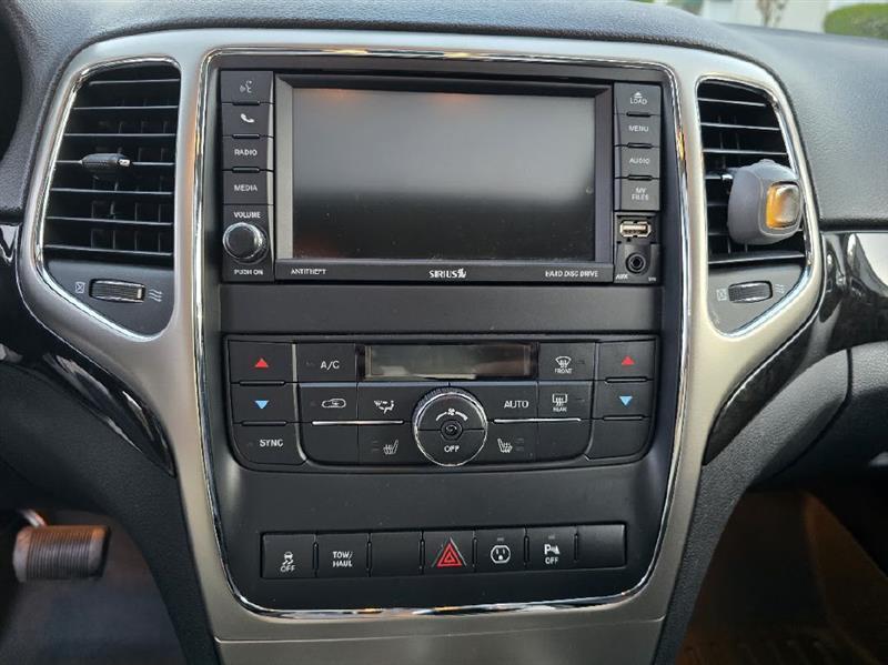 Jeep Grand Cherokee Laredo 4WD 2013