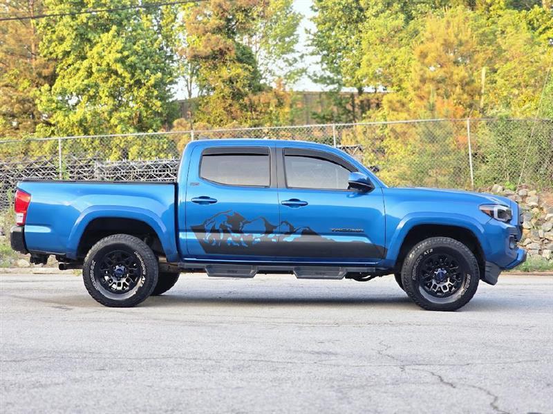 Toyota Tacoma SR5 Double Cab Long Bed V6 6AT 2WD 2017