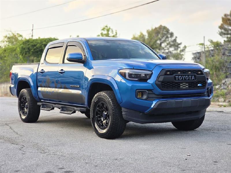 Toyota Tacoma SR5 Double Cab Long Bed V6 6AT 2WD 2017