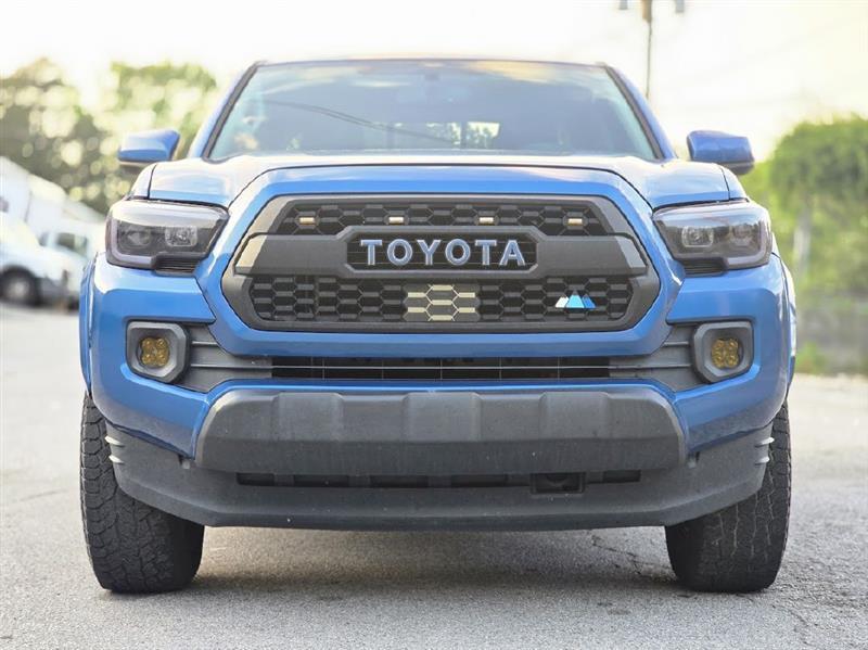 Toyota Tacoma SR5 Double Cab Long Bed V6 6AT 2WD 2017