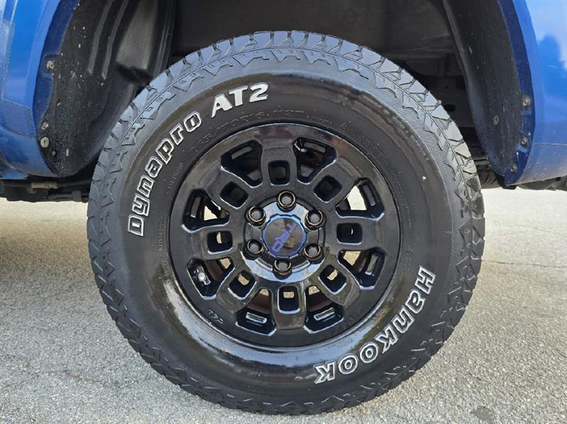 Toyota Tacoma SR5 Double Cab Long Bed V6 6AT 2WD 2017