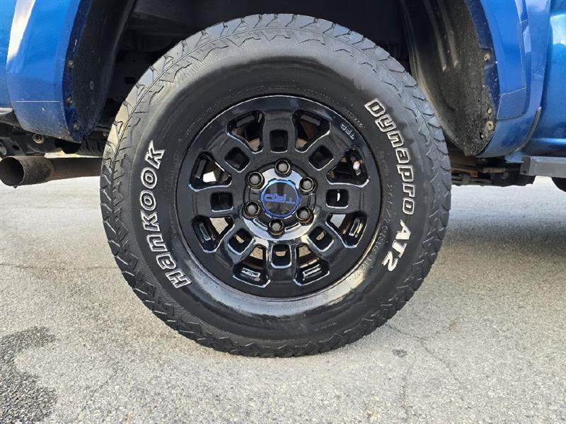 Toyota Tacoma SR5 Double Cab Long Bed V6 6AT 2WD 2017