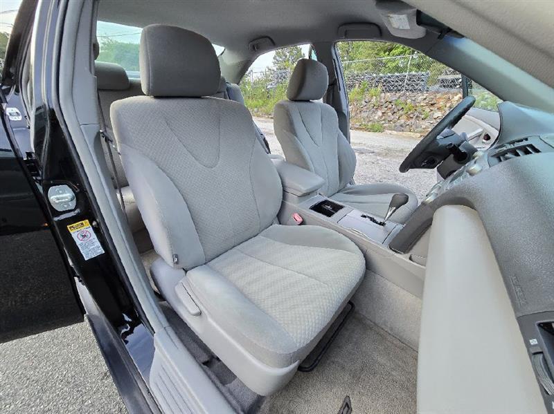 Toyota Camry XLE 2008