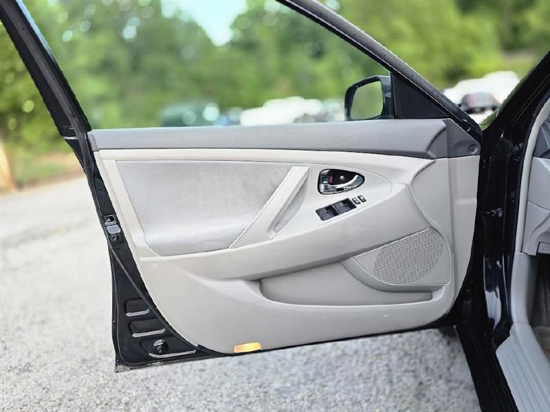 Toyota Camry XLE 2008