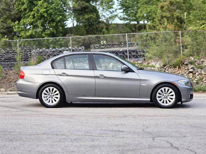 BMW 3-Series 328i 2009