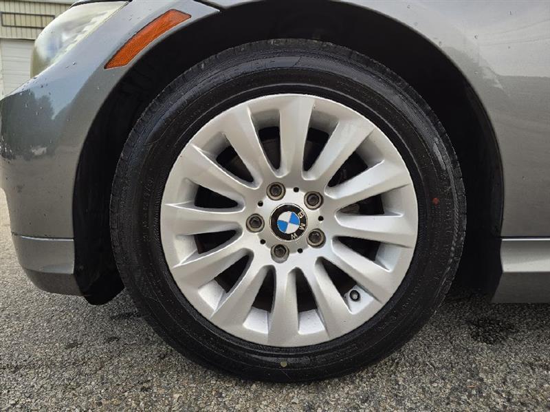 BMW 3-Series 328i 2009