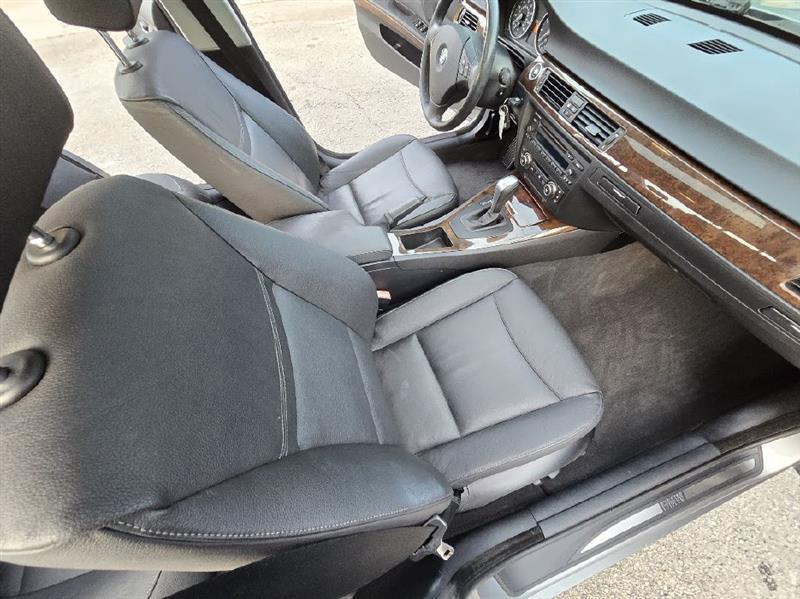 BMW 3-Series 328i 2009