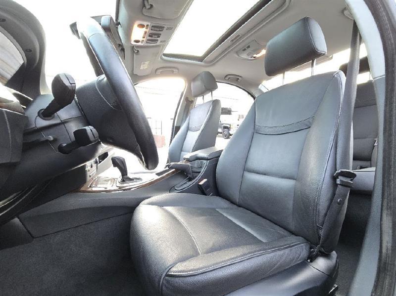 BMW 3-Series 328i 2009