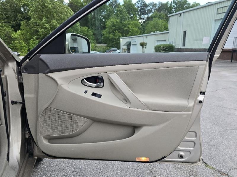 Toyota Camry XLE 2007