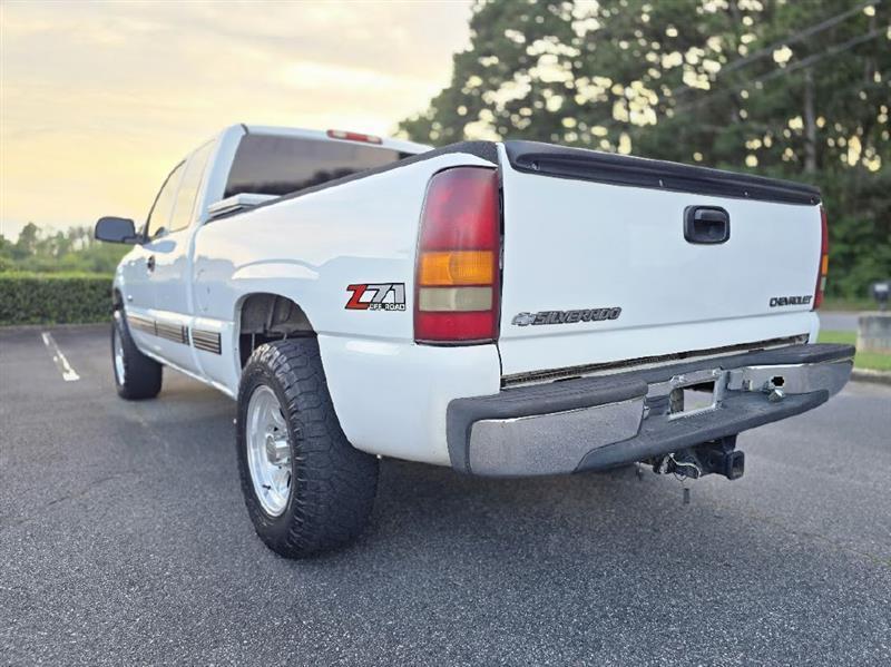 Chevrolet Silverado 1500 Ext. Cab 3-Door Short Bed 4WD 2000