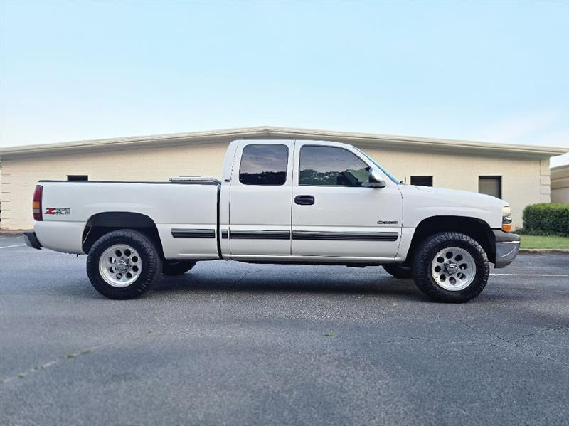 Chevrolet Silverado 1500 Ext. Cab 3-Door Short Bed 4WD 2000