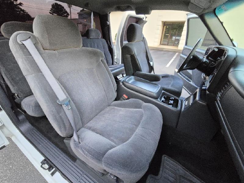 Chevrolet Silverado 1500 Ext. Cab 3-Door Short Bed 4WD 2000