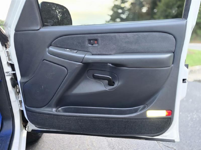 Chevrolet Silverado 1500 Ext. Cab 3-Door Short Bed 4WD 2000