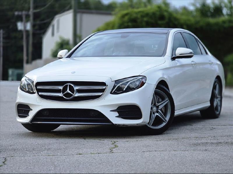 2017 Mercedes-Benz E-Class E300 Luxury Sedan