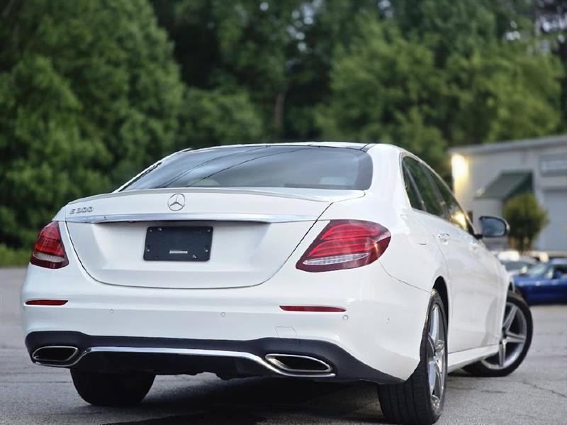Mercedes-Benz E-Class E300 Luxury Sedan 2017