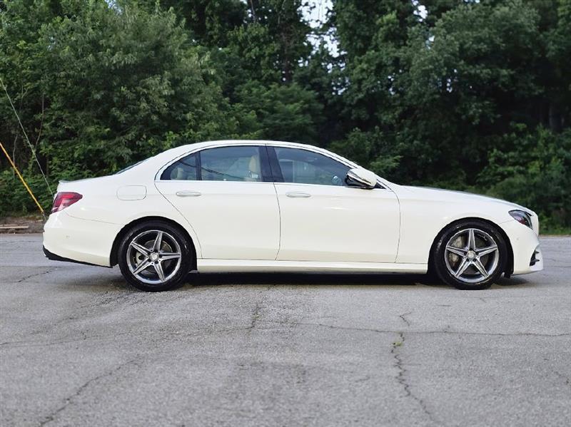 Mercedes-Benz E-Class E300 Luxury Sedan 2017