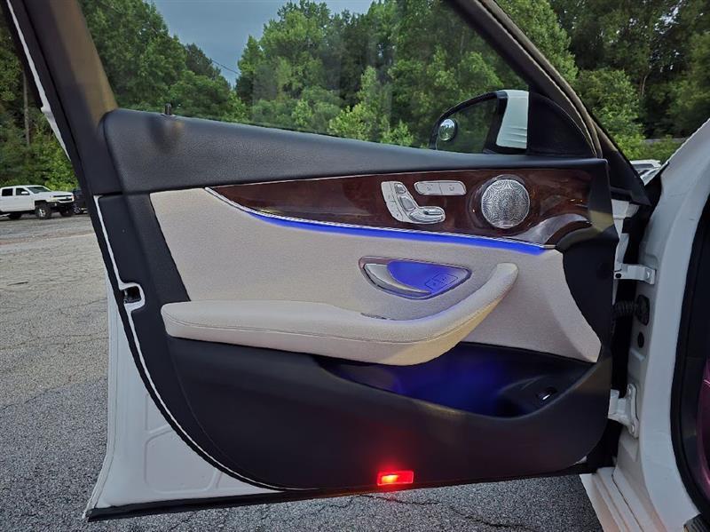 Mercedes-Benz E-Class E300 Luxury Sedan 2017