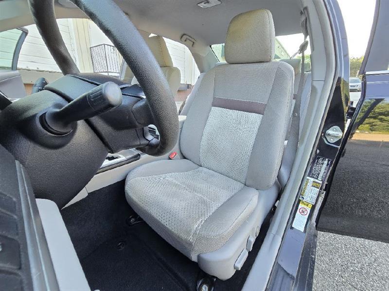 Toyota Camry L 2013