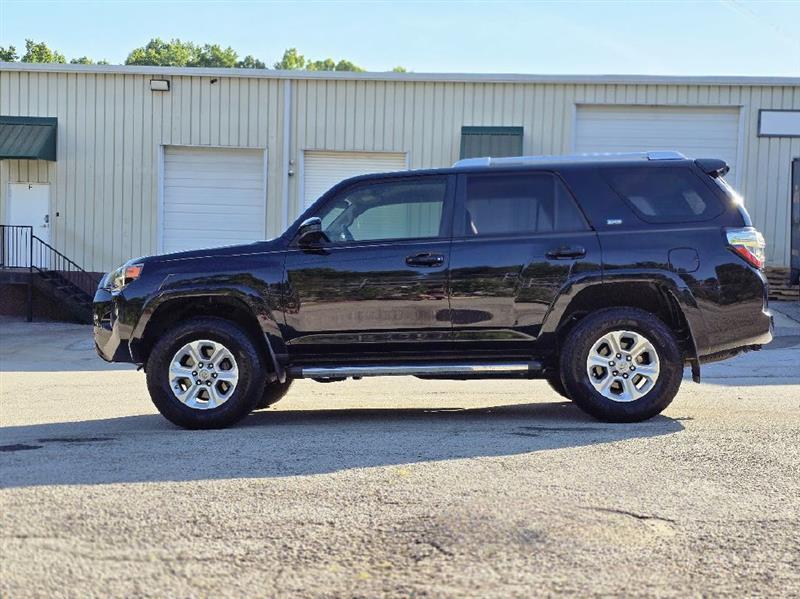Toyota 4Runner SR5 4WD 2016