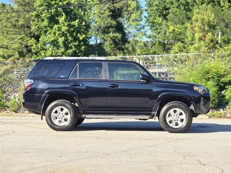 Toyota 4Runner SR5 4WD 2016
