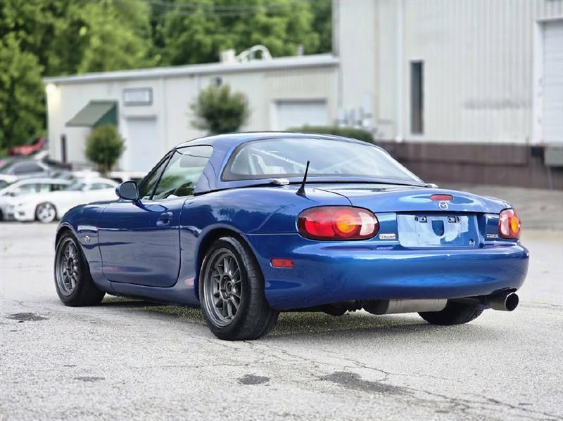 Mazda MX-5 Miata  1999