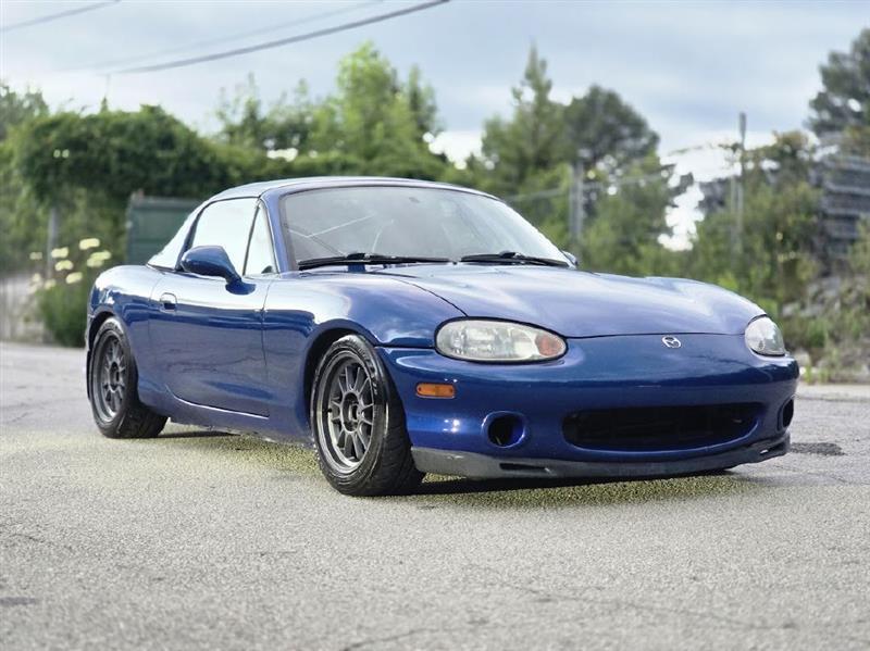 Mazda MX-5 Miata  1999