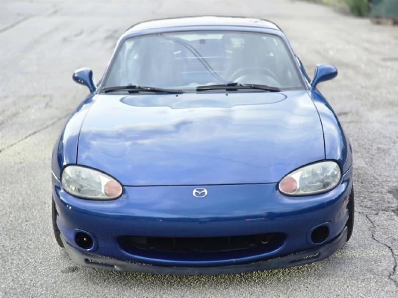 Mazda MX-5 Miata  1999