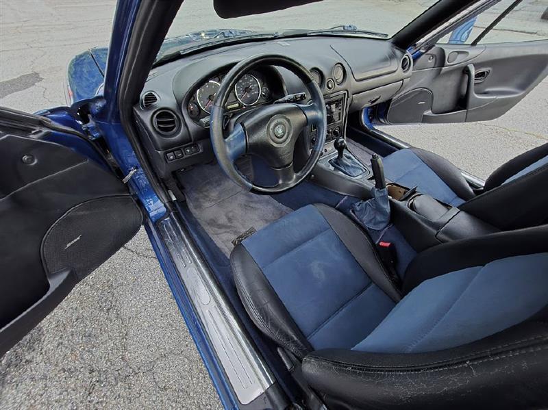 Mazda MX-5 Miata  1999