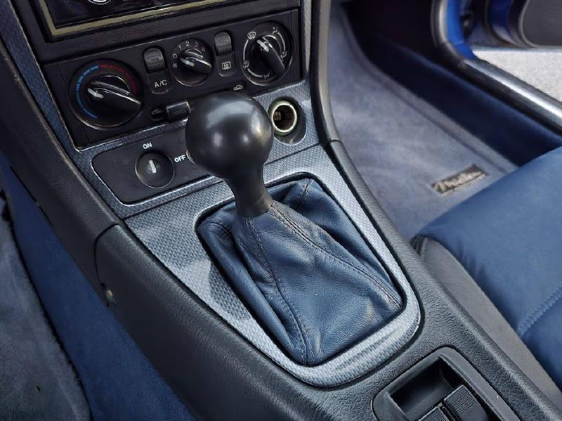 Mazda MX-5 Miata  1999